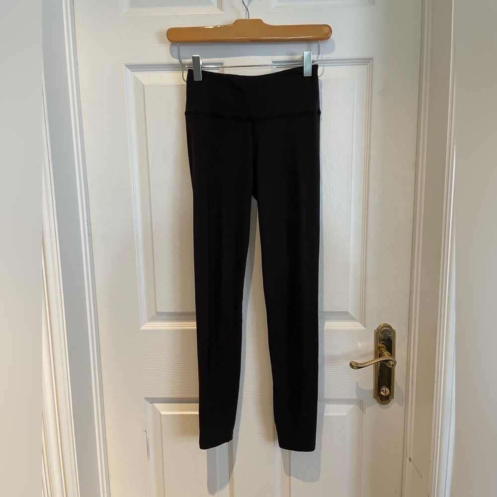Women’s black leggings